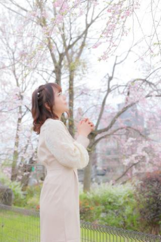 ひめ（京都の痴女鉄道）の自撮り「桜🌸撮影したよ💖」画像